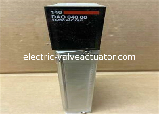 Harga yang bagus Schneider 140DAO84000 Kuantum 24-230 VAC Output Modul Mengalihkan output AC 16 titik on line