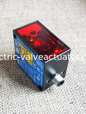 Harga yang bagus SICK DT50-2B215252 Sensor Jarak Laser on line